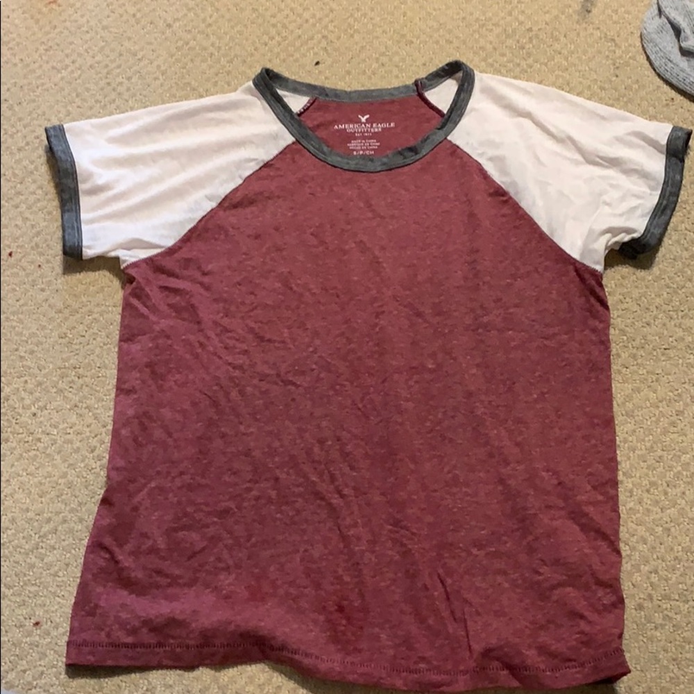 Aeo Tshirt - image 1